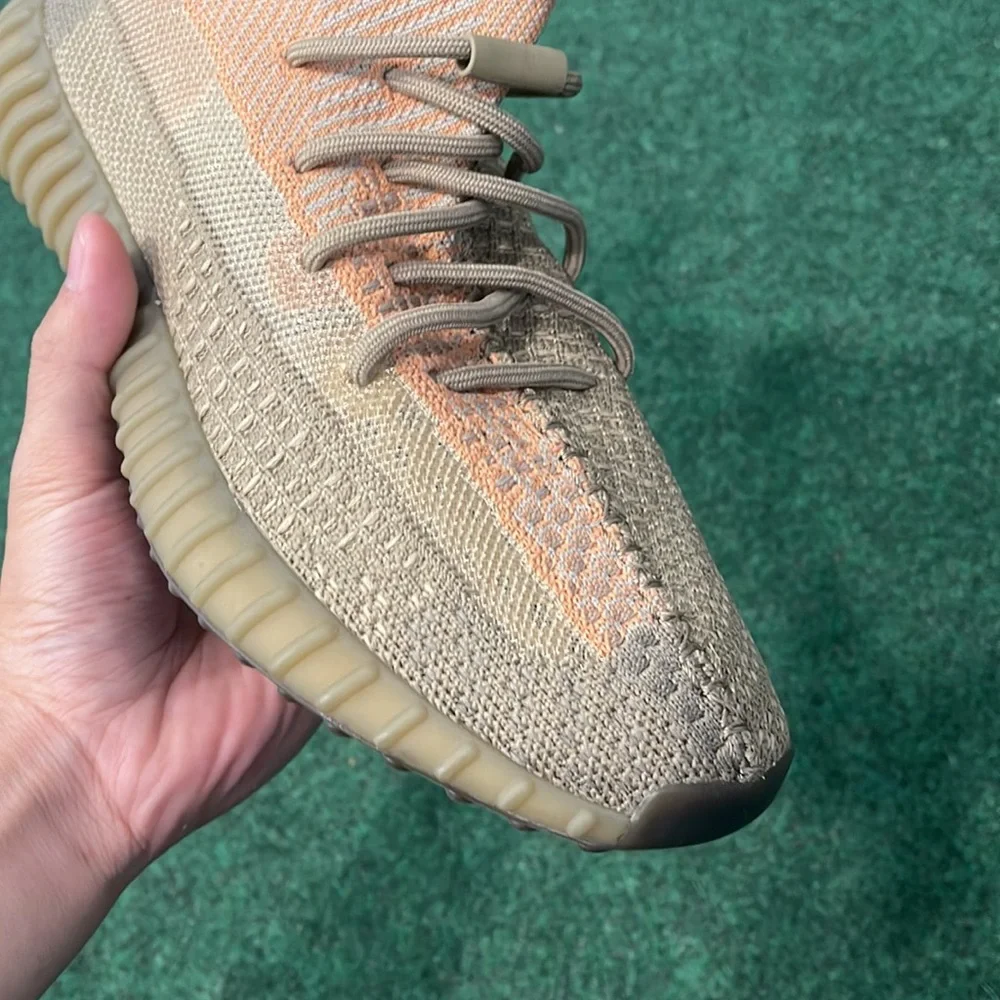 Yeezy V2 Sand Tuape Sneakers - Picture 5 of 8